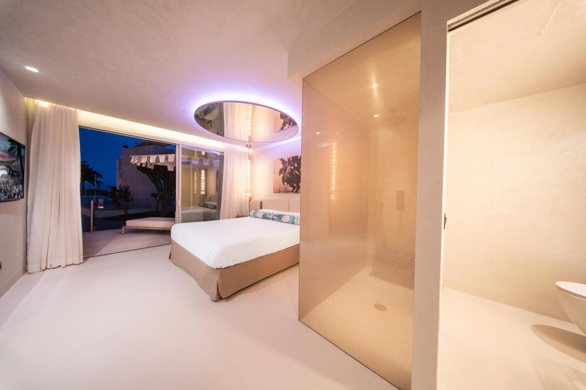 Destino Five Ibiza - New Hotel (Adults Only) Playa De Talamanca Екстериор снимка