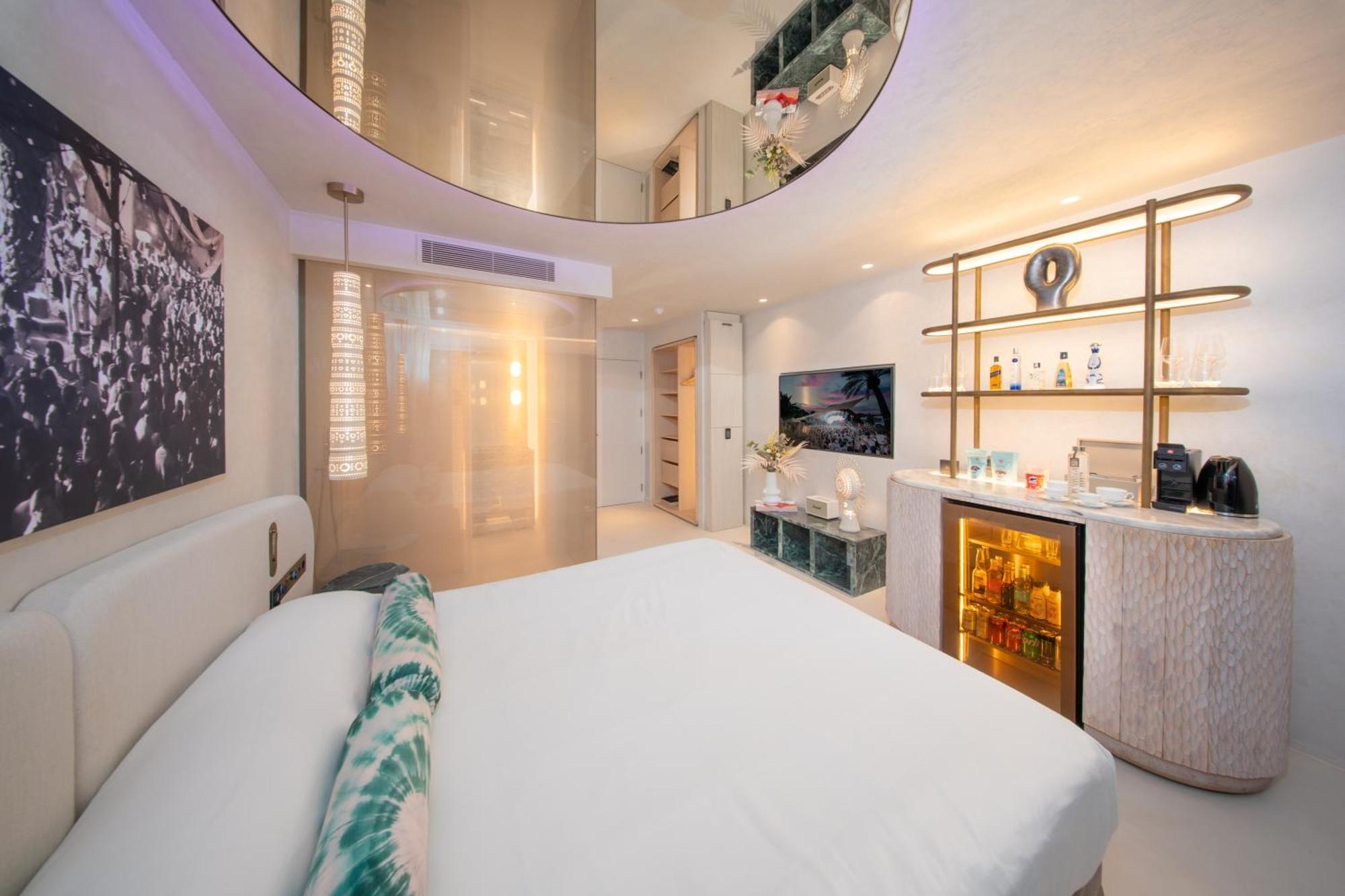 Destino Five Ibiza - New Hotel (Adults Only) Playa De Talamanca Екстериор снимка