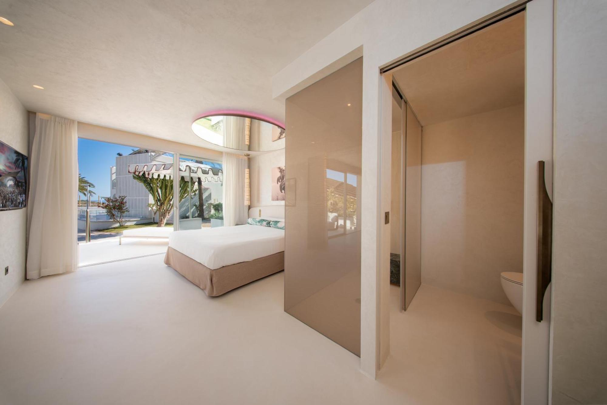 Destino Five Ibiza - New Hotel (Adults Only) Playa De Talamanca Екстериор снимка