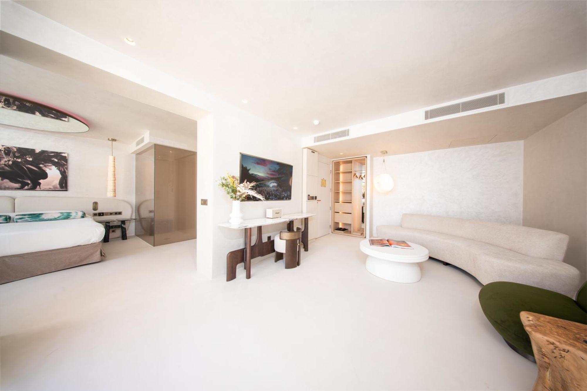 Destino Five Ibiza - New Hotel (Adults Only) Playa De Talamanca Екстериор снимка